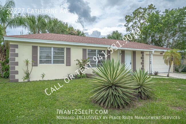 Building Photo - Adorable house, and now with a no-cash-dep...