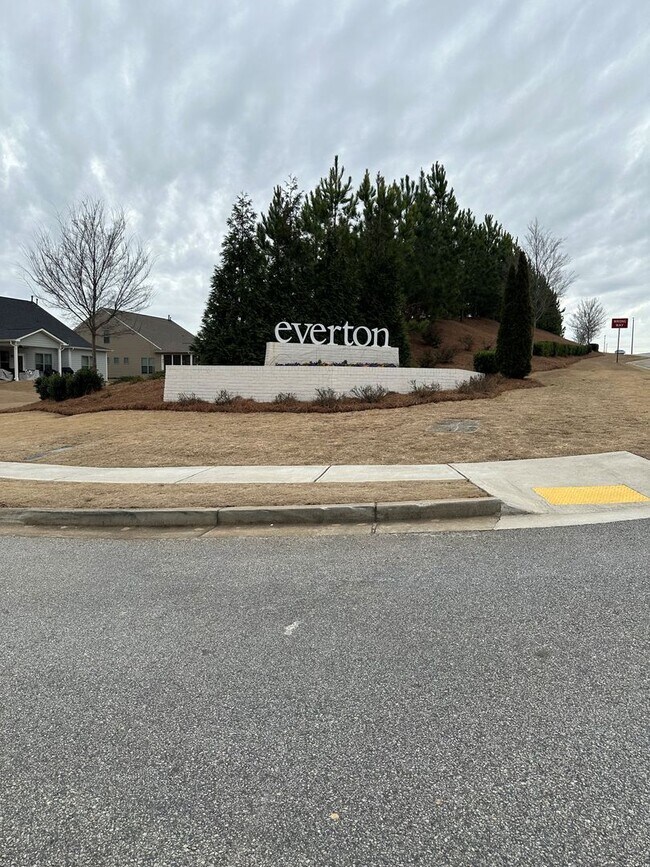 Building Photo - **PRICE IMPROVEMENT**466 Bandon Way - NEW ...