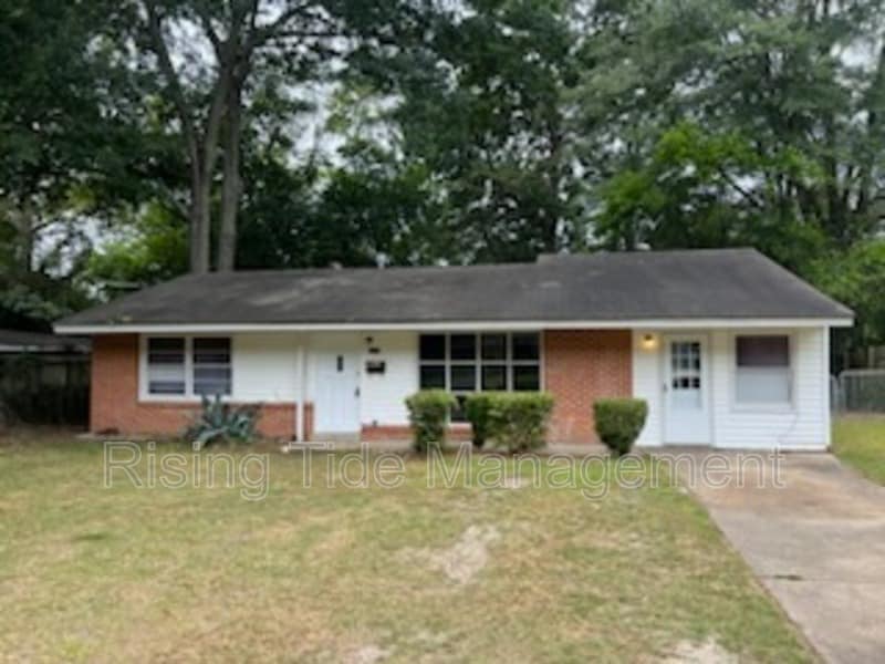 Primary Photo - 3227 Willow Ln Dr