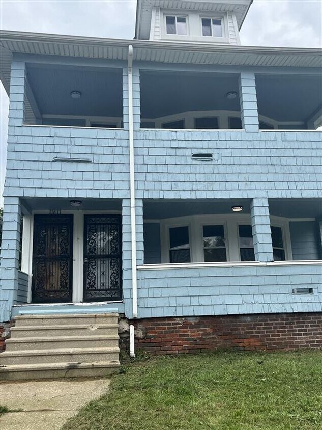 Foto principal - 11611 Fairport Ave
