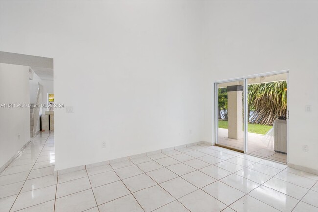 Foto del edificio - 16064 SW 83rd Terrace