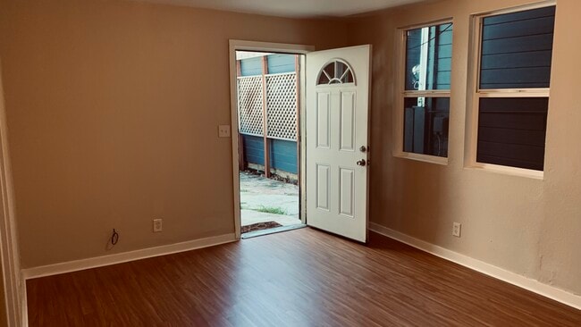 Foto del edificio - 2047 20th Ave