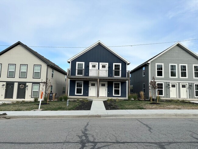 Foto del edificio - 128-132 SW 8th St