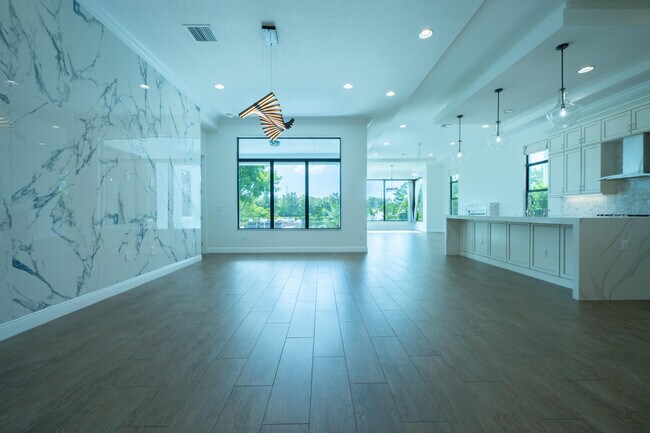 Building Photo - 13026 Artisan Cir