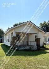 Building Photo - 205 Perry St