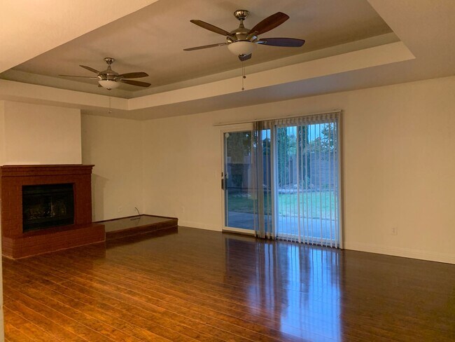 Foto del edificio - GRANITE BAY ~ HOME FOR RENT!