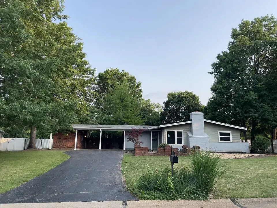 Foto principal - 2526 Trossock Ln