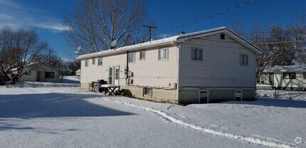 Building Photo - 3730 Roosevelt Ave