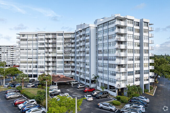 Wilshire Condominium