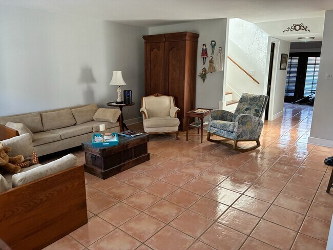 Foto del edificio - 6349 Briar Rose Dr