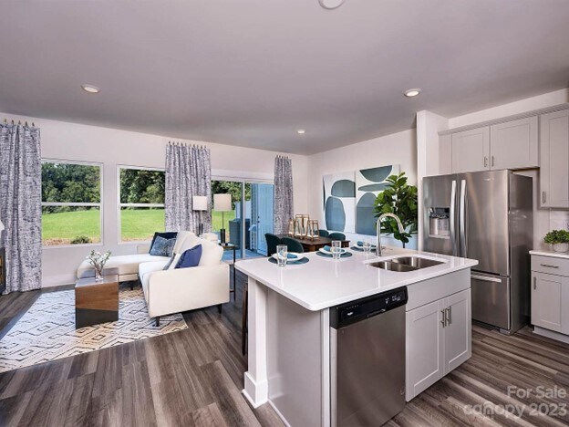 Building Photo - 1033 Plumcrest Dr