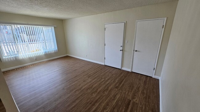 Photo - 1375 W 20th St Apartment