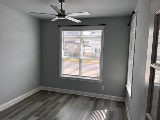 Foto del edificio - 2310 SW Poppy St