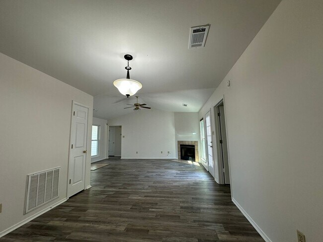 Foto del edificio - Home for Rent!