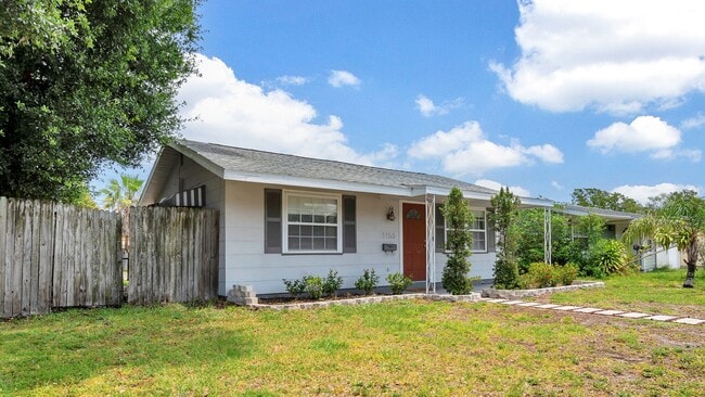 Building Photo - Charming 2-Bed/1-Bath Home in North St. Pe...