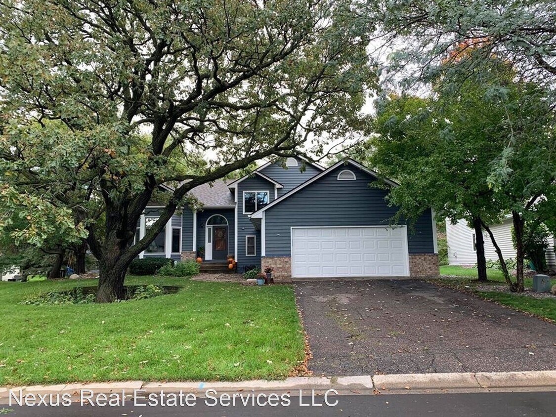 Primary Photo - 4 br, 3 bath House - 9132 Barrington Terrace