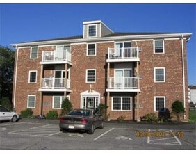 Building Photo - 12 Woodman Way