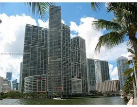 Building Photo - 475 Brickell Ave