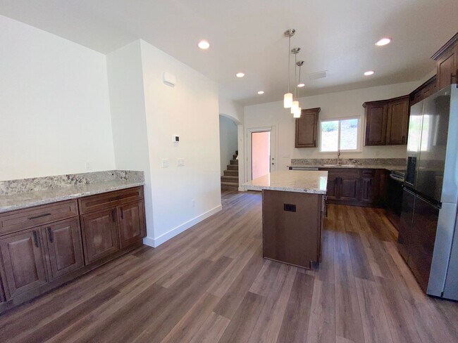 Foto del edificio - 1228 Wild Oak Ct