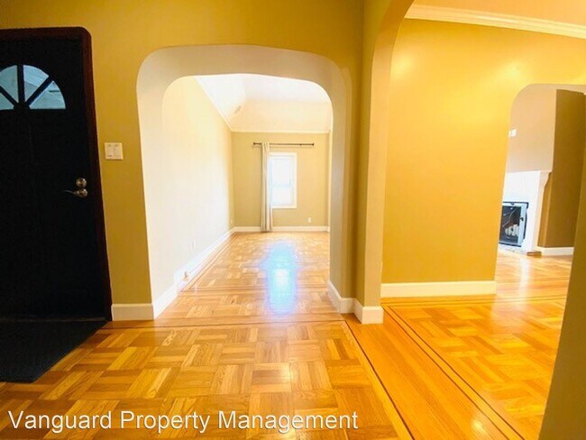 Building Photo - 3 br, 2 bath House - 2146 30th Avenue