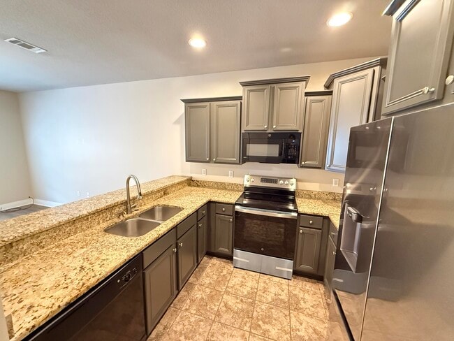 Building Photo - 8868 Brown Pelican Cir