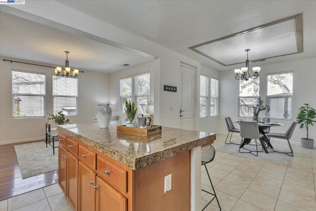 Foto del edificio - 949 Mason Ct
