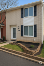Building Photo - 7553 Buttercup Rd