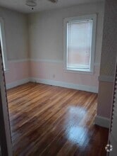 Building Photo - 13 1st St