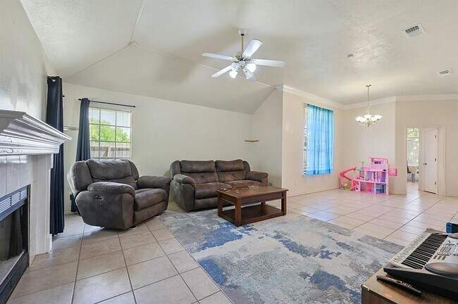 Building Photo - 2308 Colgate Cir