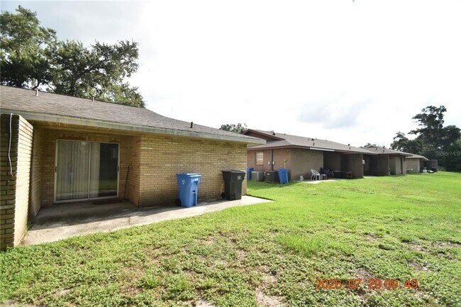 Foto del edificio - 411 Big Cedar Way