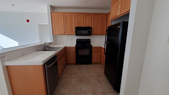 Kitchen - 655 12th St