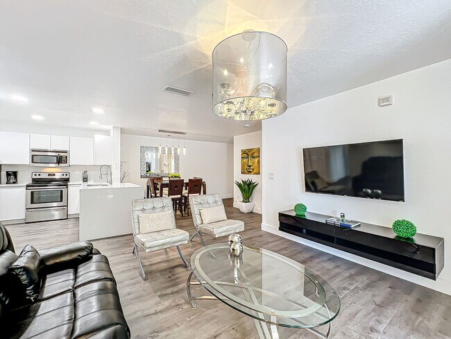 Foto del edificio - Seurat Street, Orlando, FL 32819 - 4 BR 2 BA condo