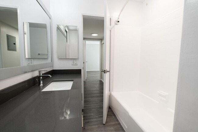 Interior Photo - 115 North Wetherly Drive