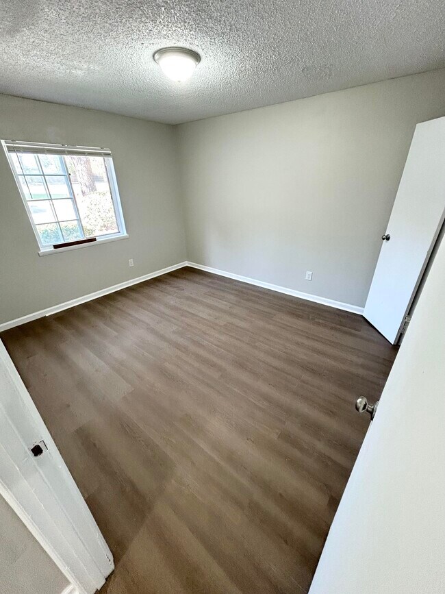 Foto del edificio - 118 Garr Ln