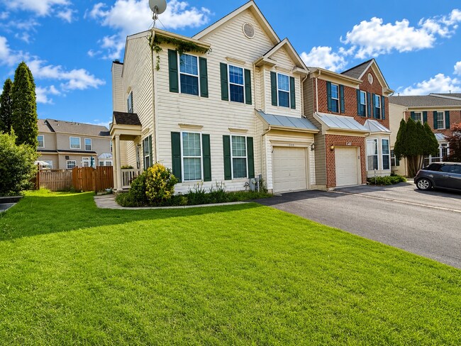 Foto del edificio - 235 Eisenhower Ct