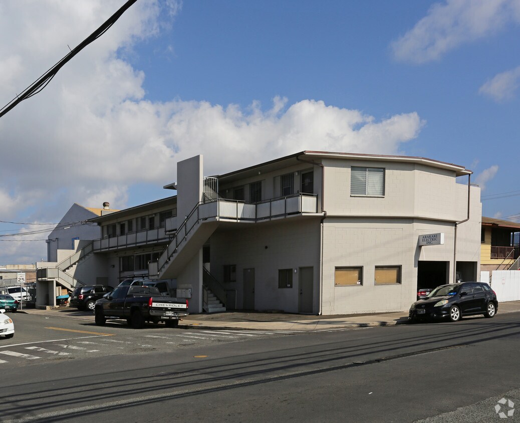 Primary Photo - 264 Mokauea St