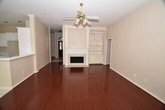 Building Photo - 12335 N Shadow Cove Dr