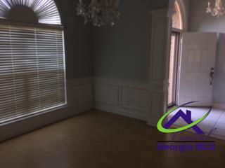 Foto del edificio - 215 Sedgebrooke Dr