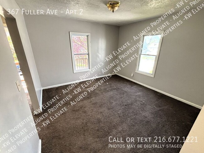 Building Photo - 367 Fuller St