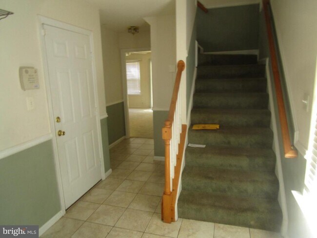 Foto del edificio - 7911 Heatherleigh Pl