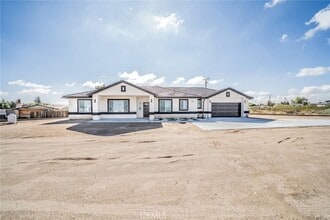 11515 Mariposa Rd