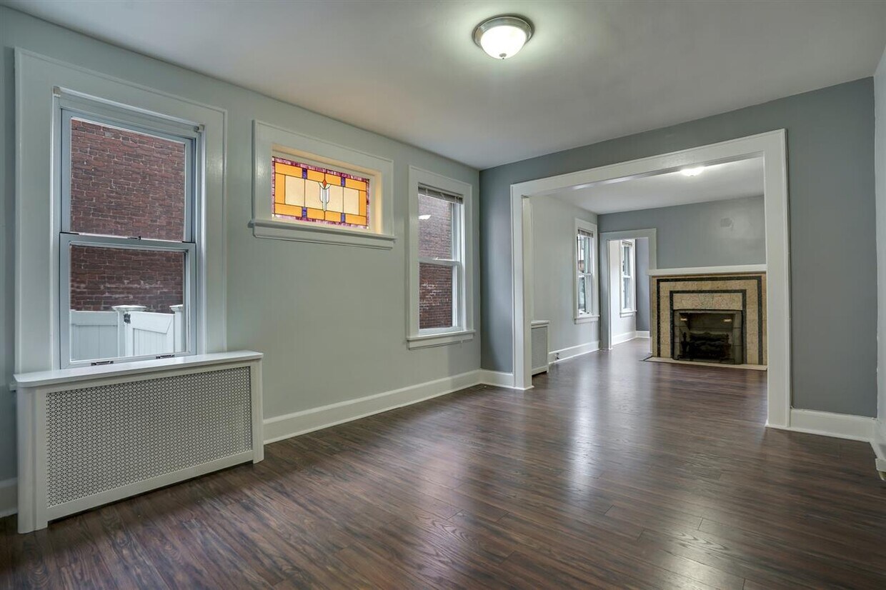 Primary Photo - 344 Chestnut St