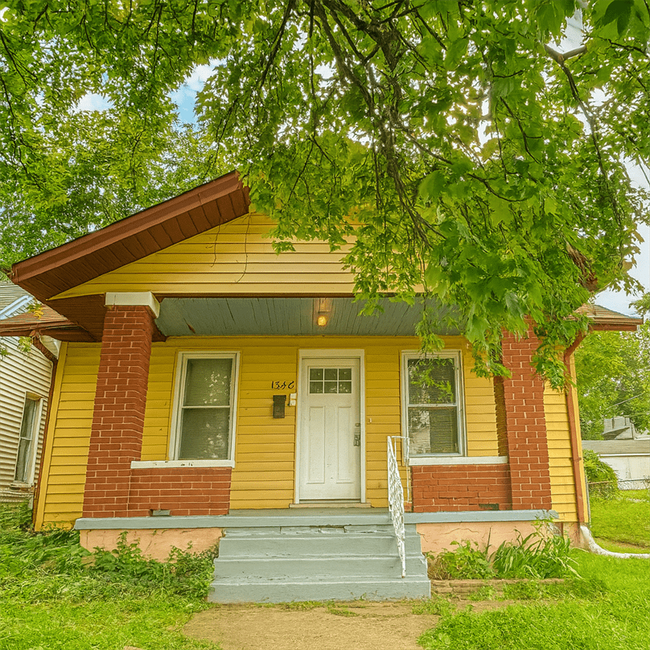 Photo - 1348 Kahn Ave House