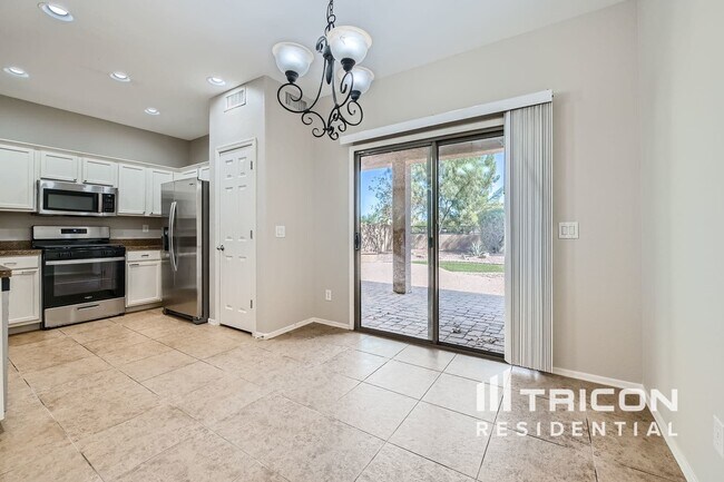 Building Photo - 112 E Baja Pl