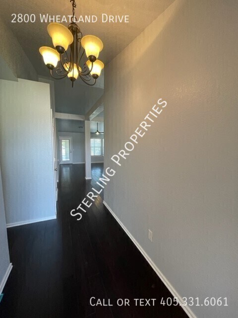 Building Photo - 2800 Wheatland Dr