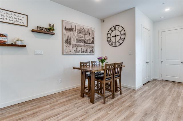 Building Photo - 4539 English Maple Dr