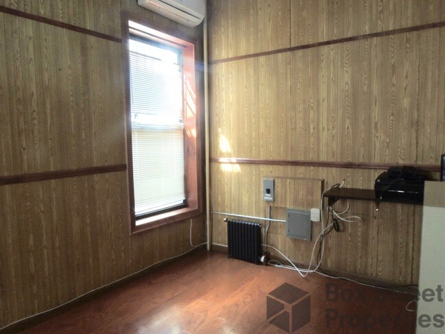 Foto del edificio - 145 Franklin St