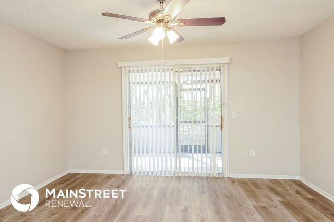 Building Photo - 8000 Krista Lynn Ct