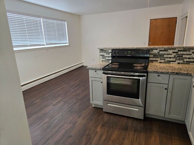 Foto del edificio - 6541 2nd St NE