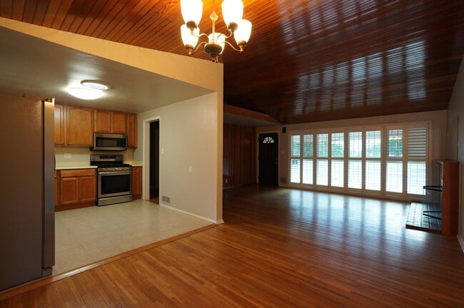 Foto del edificio - 2806 San Pedro Dr NE